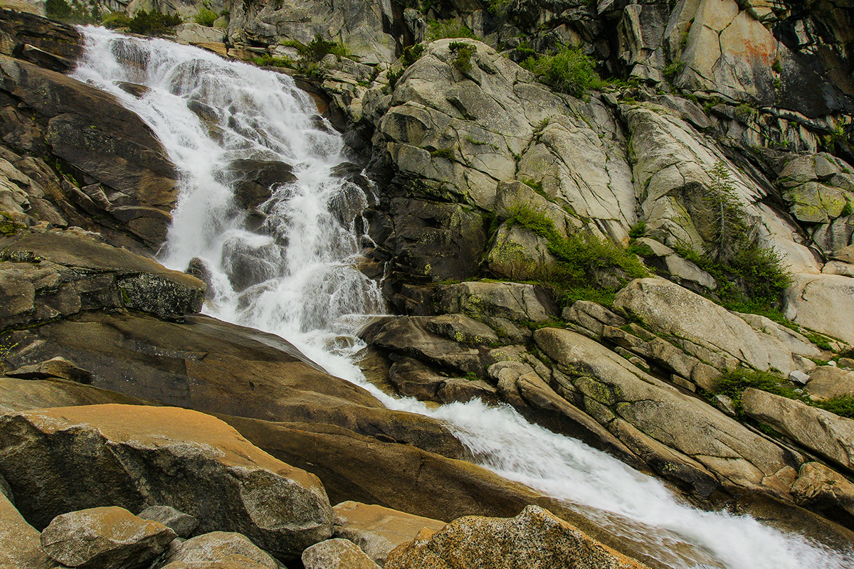 Best Hikes in Sequoia National Park 11