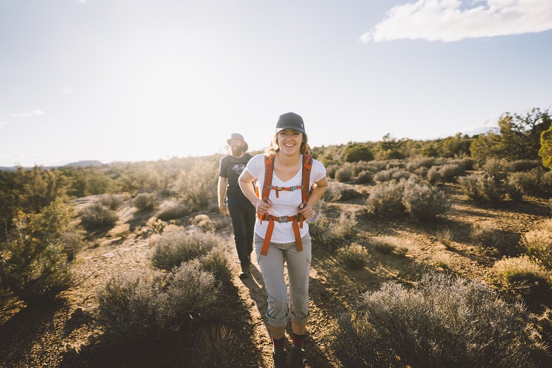 4 Clothing Essentials Needed for Desert Hiking