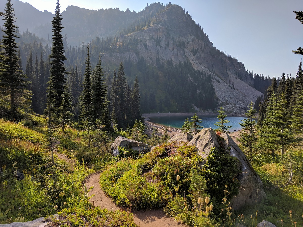 Exploring Mt. Rainier: Palisades Lakes Trail - KÜHL Blog